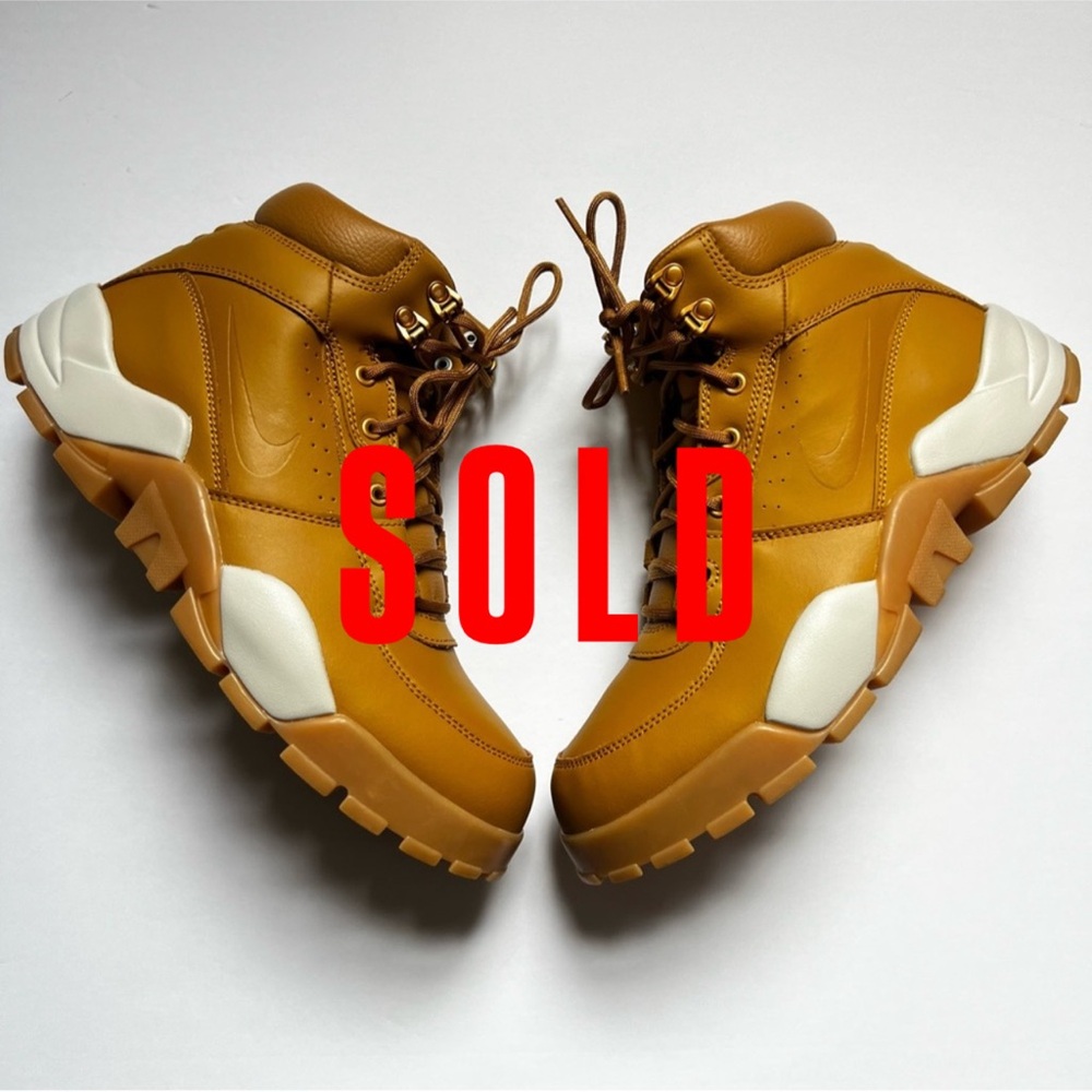 Nike Rhyodomo Men’s boot Sz 9.5  "Wheat"